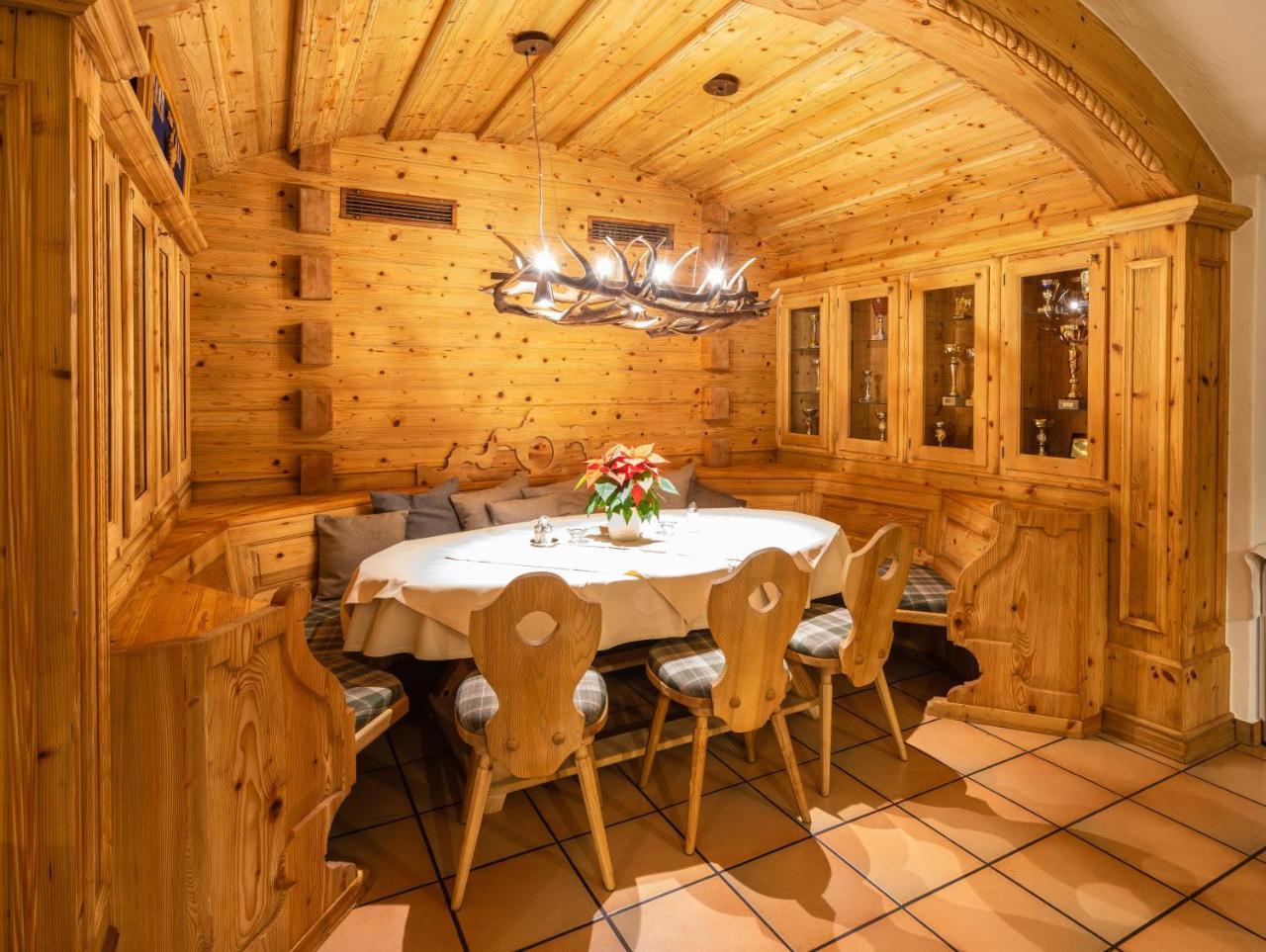 Hotel Schoerhof Saalfelden Bagian luar foto